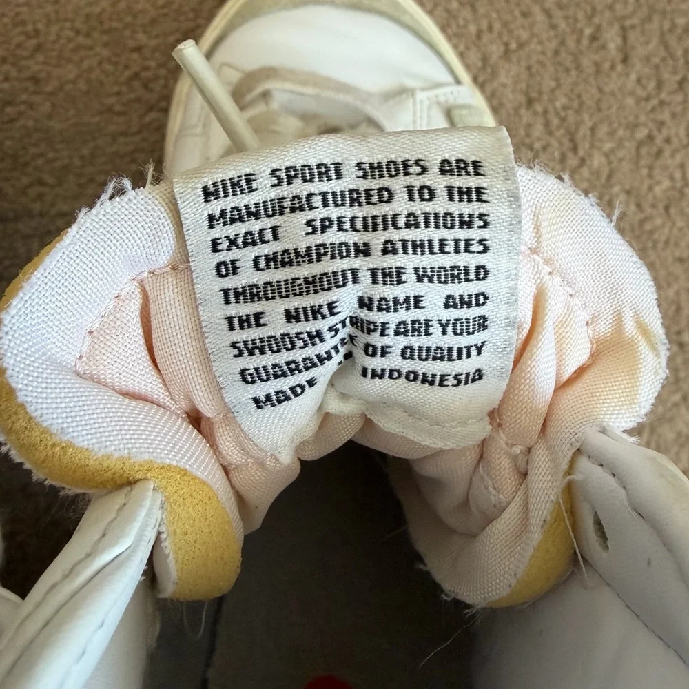 Nike Blazer Mid 77 Sneakers - Picture 5 of 7